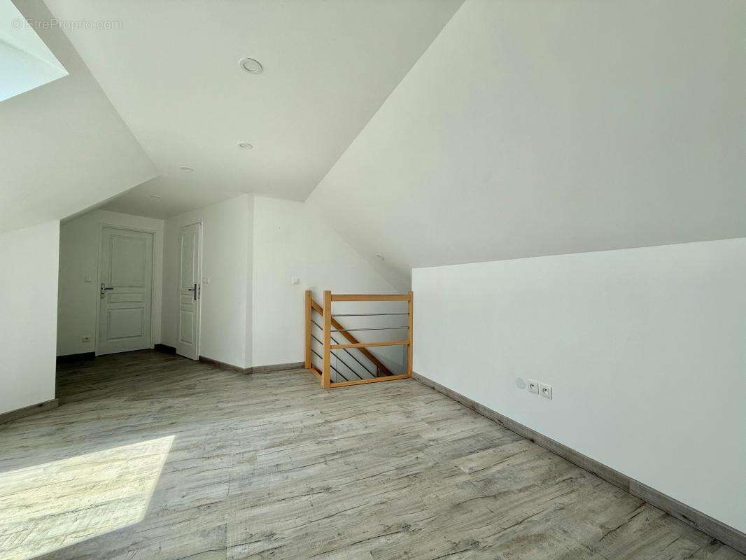 Maison à ARC-SUR-TILLE