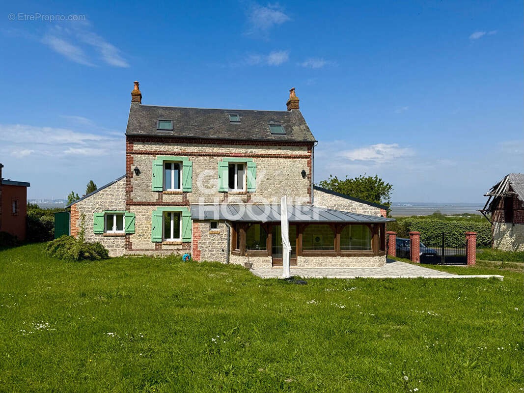 Maison à CRICQUEBOEUF