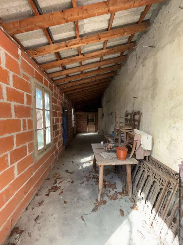 Appartement à VILLEMOUSTAUSSOU