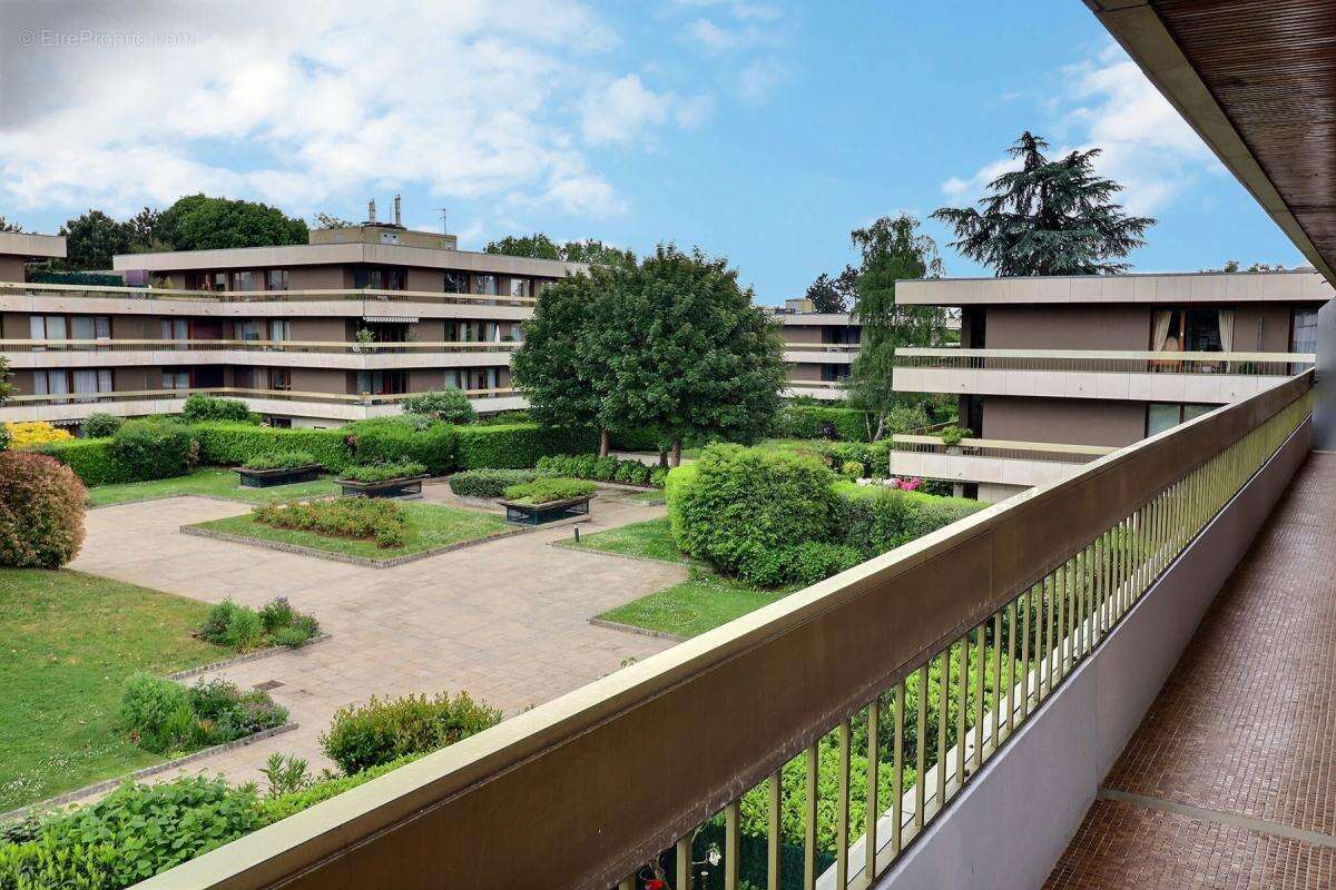 Appartement à NOISY-LE-ROI
