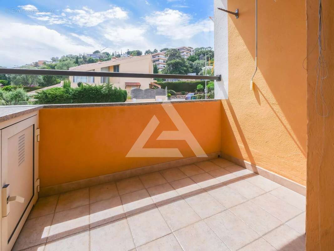 Appartement à ROQUEBRUNE-CAP-MARTIN