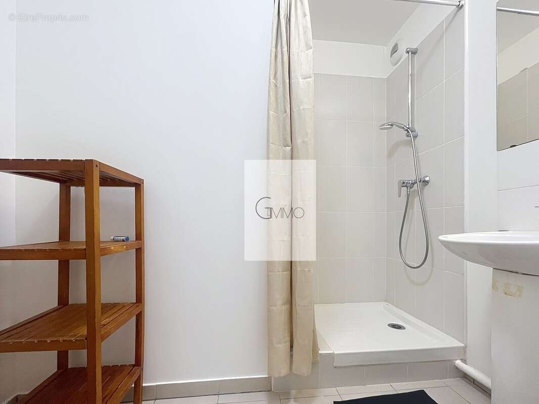 Appartement à NANTERRE