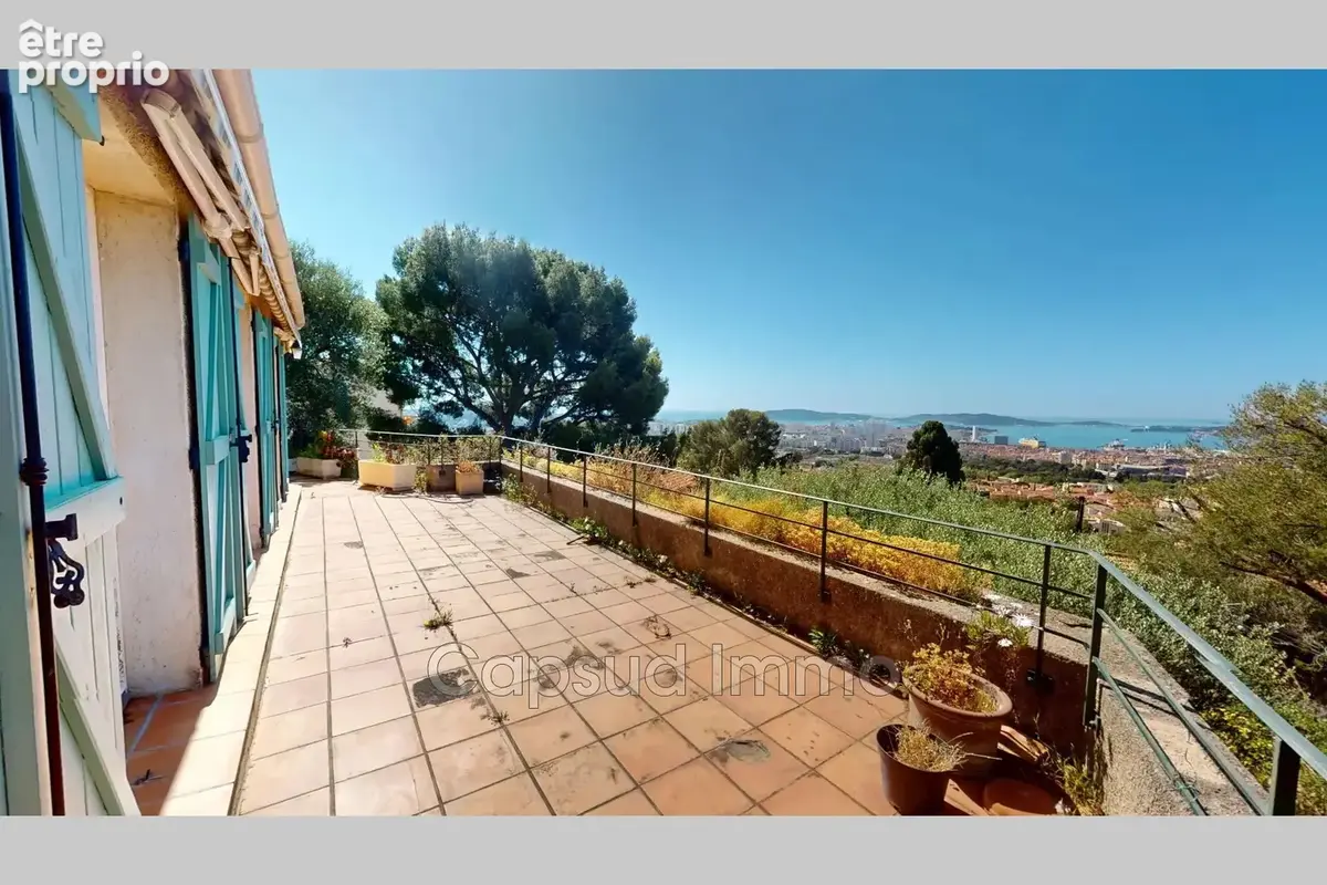 Maison 5 pièces 171 m² à vendre à Toulon (83100) - photo 2