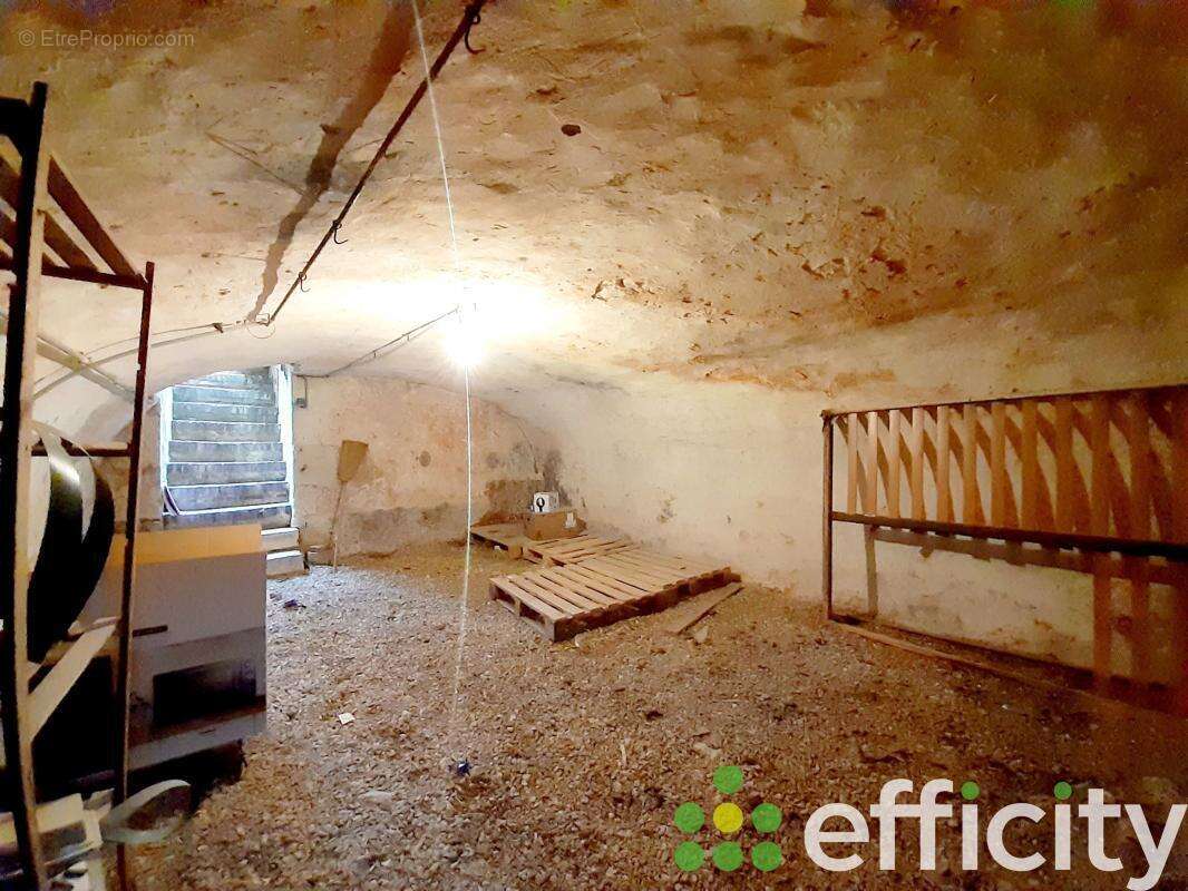 Maison à CONDE-SUR-HUISNE