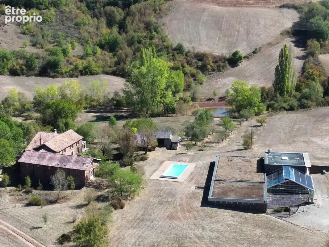 Domaine d’exception de 45 hectares avec demeure de caractère et centre culturel contemporain – Aveyron, Sud de la France - photo 17