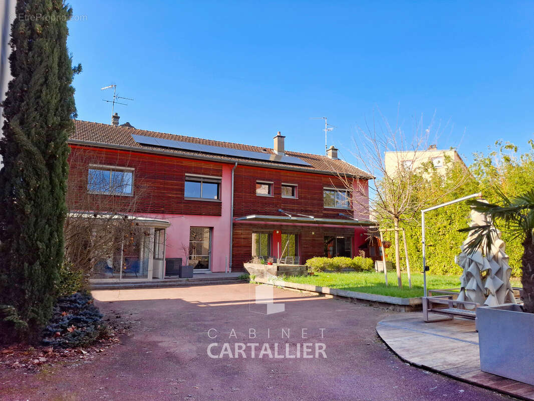 Maison à CHALON-SUR-SAONE