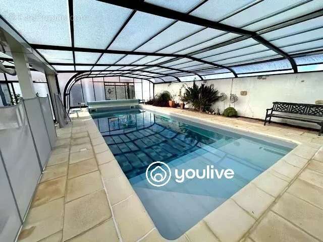 Maison à COMMEQUIERS