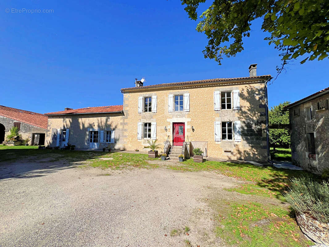 Maison à BECHERESSE