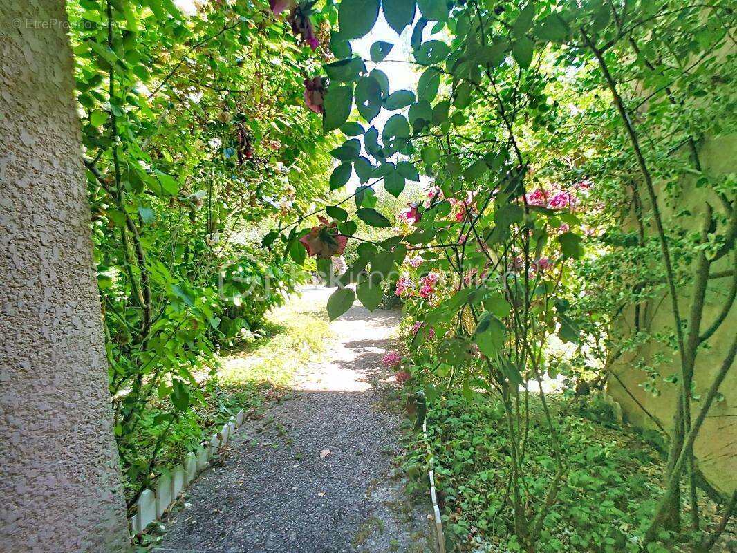 Maison de ville I 85m² I Serris bourg I Top emplacement - photo 12