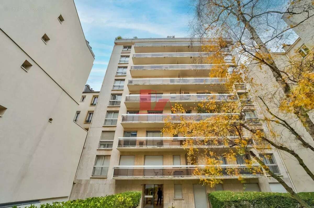 Appartement à ISSY-LES-MOULINEAUX