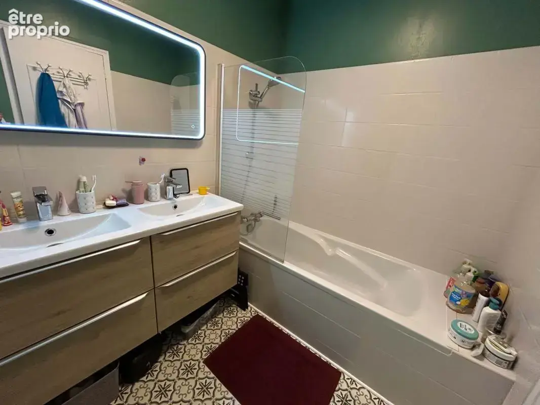 Maison 175 m² à Saint-Yrieix-La-Perche  - photo 13