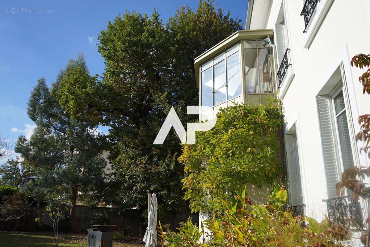 Maison à MONTMORENCY