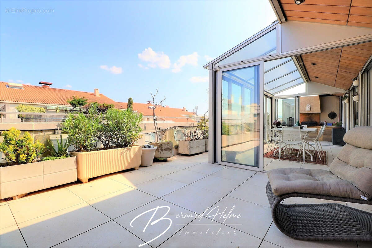 Appartement à MARSEILLE-8E
