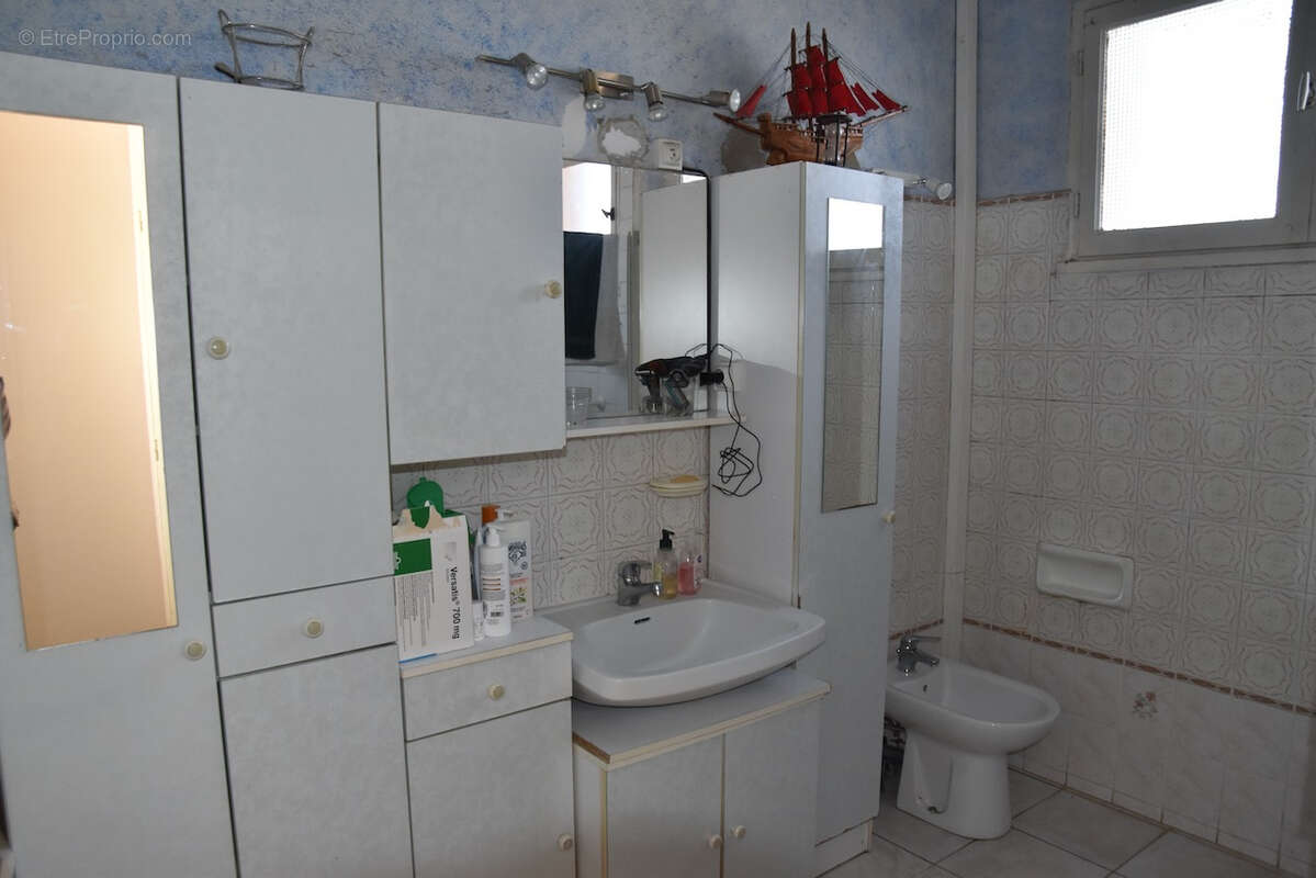 Maison de 127 m2 sur un terrain de 958 m2 - photo 11