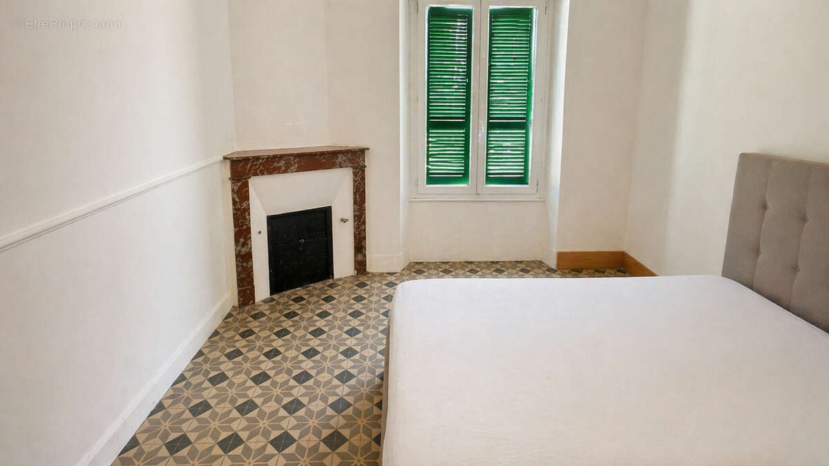 Maison à MONTMEYAN