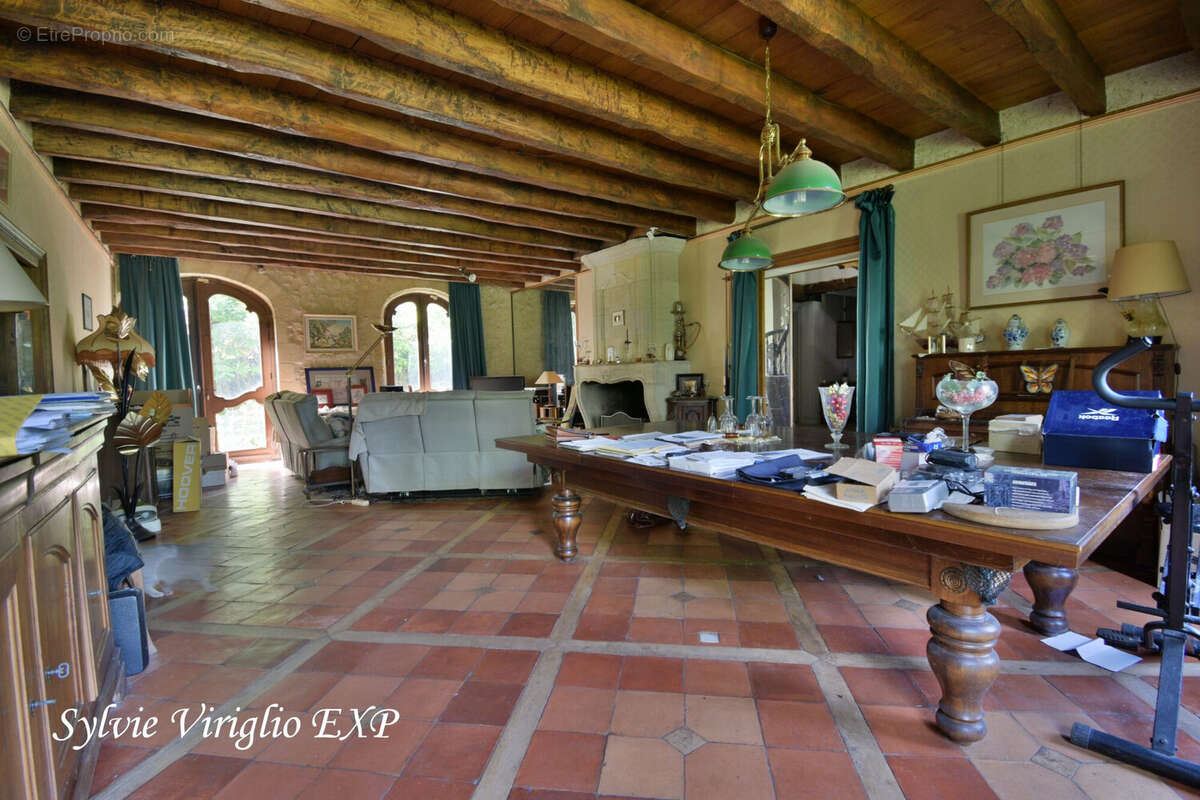 Maison 255 m² à Montcaret  - photo 7
