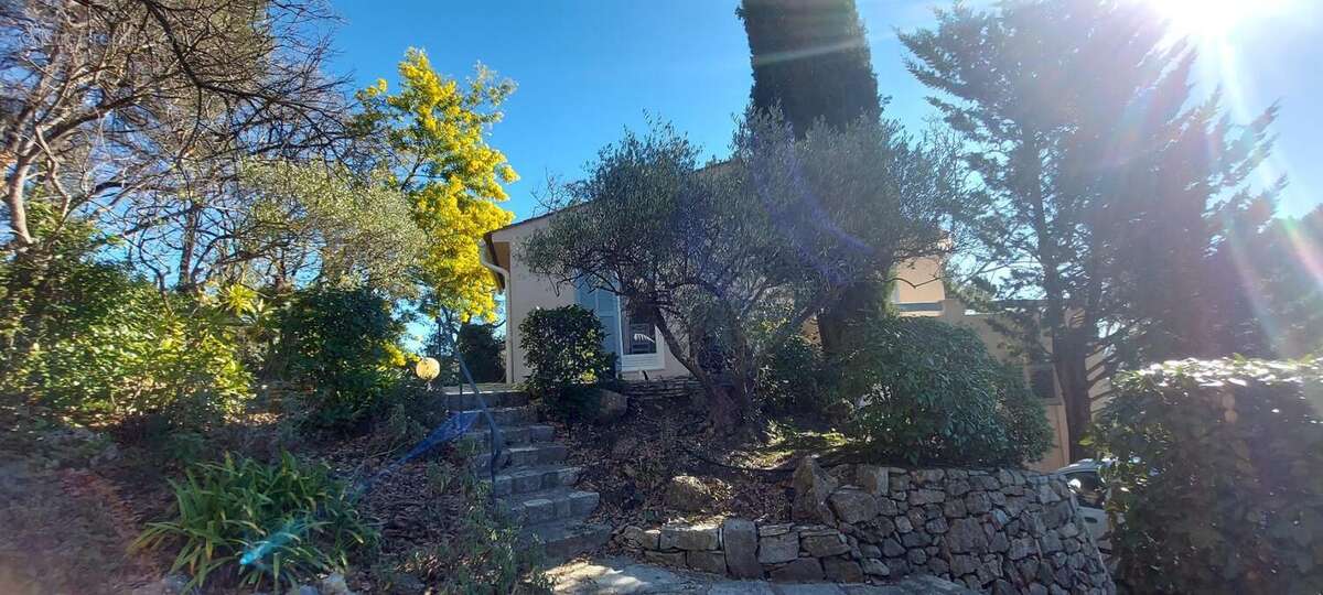 Maison à DRAGUIGNAN