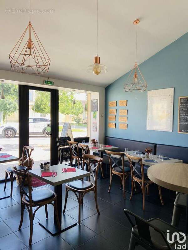 Photo 3 - Commerce à CANTENAC