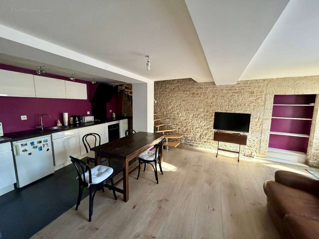 Maison à OUISTREHAM