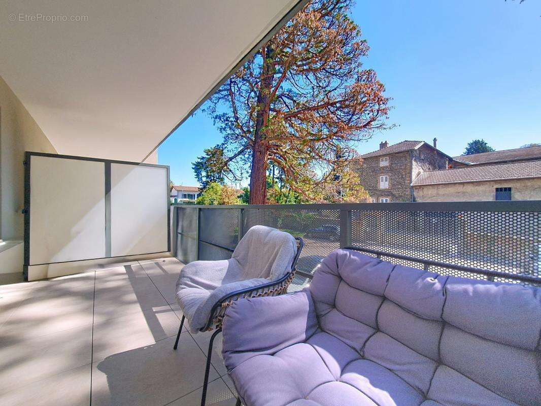 Appartement à PONT-EVEQUE