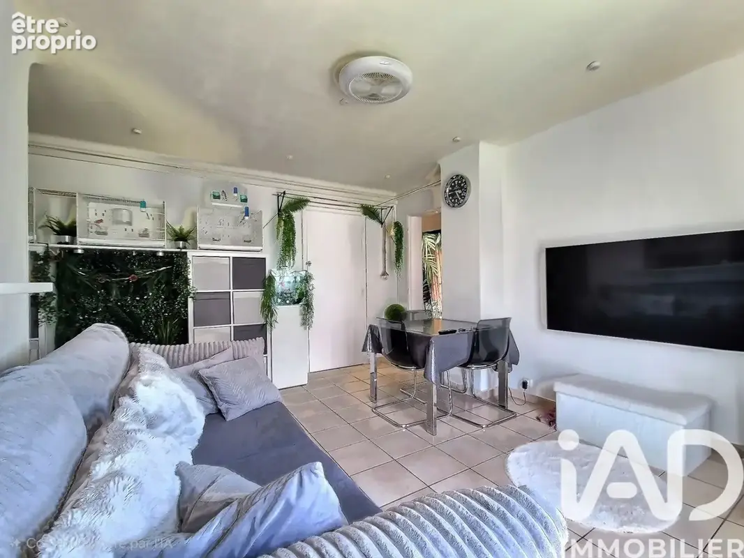 Photo 1 - Appartement à MARSEILLE-13E