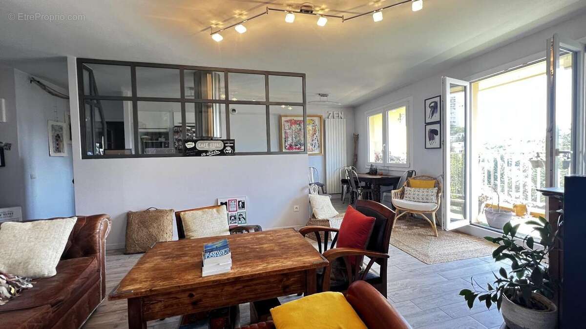 Photo 4 - Appartement à LYON-5E