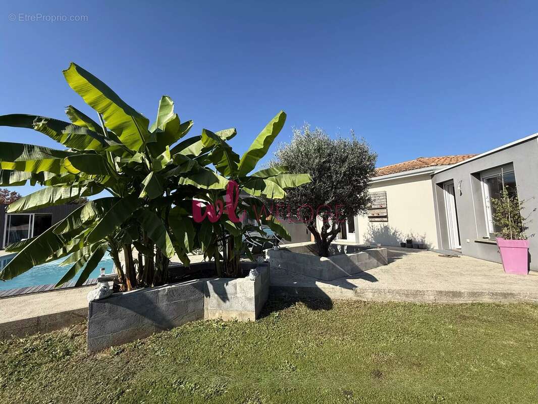 Maison à POUYDESSEAUX