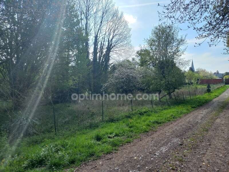 Terrain à LIESSE-NOTRE-DAME