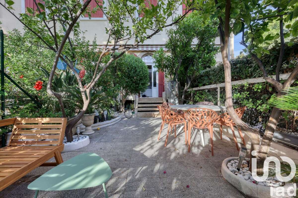 Photo 2 - Appartement à SAINT-CYR-SUR-MER