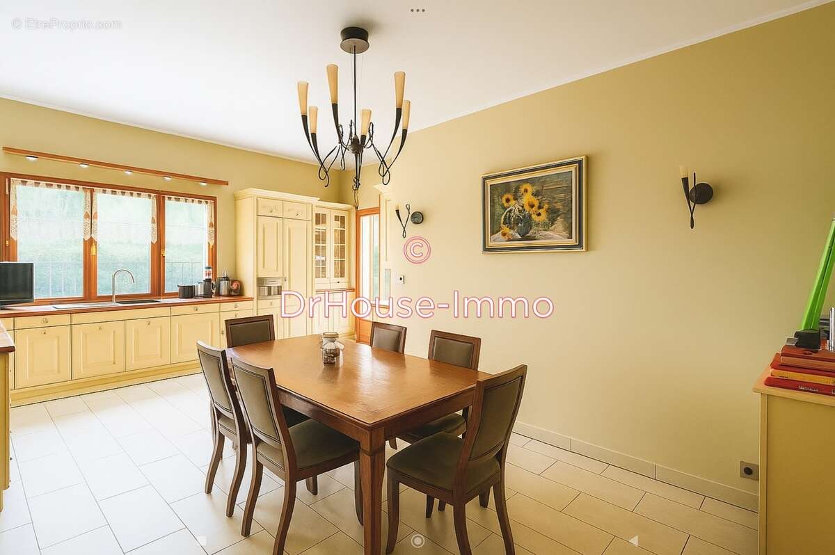 Maison à LOUVECIENNES