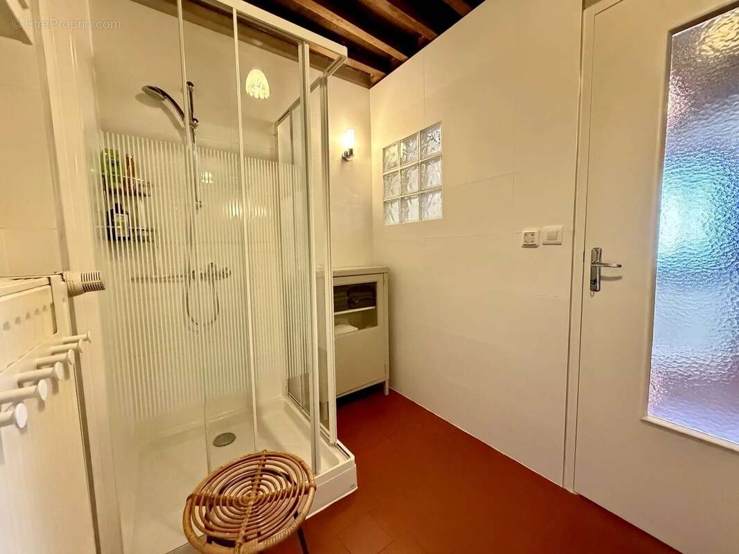 Maison à MONTSAUCHE-LES-SETTONS