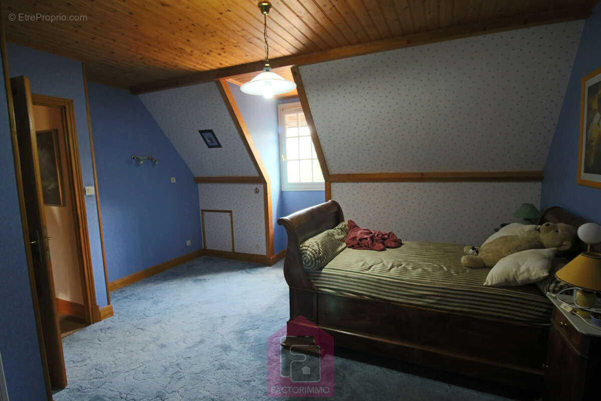 Maison familiale aux abords de Prayssac   Grand terrain et beau potentiel à exploiter ! - photo 17