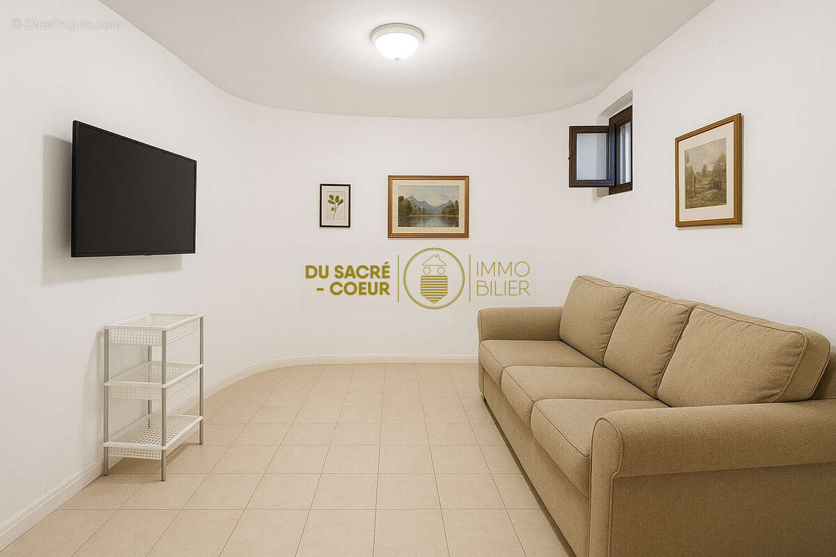 SALON APRES - Maison à MILLAS