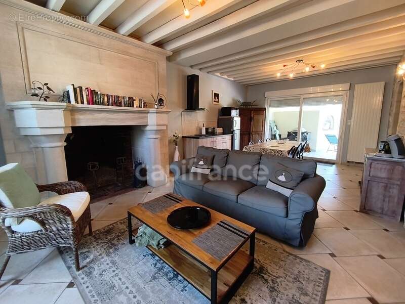  RARE À LA VENTE – Propriété d’exception avec piscine et fort potentiel  - photo 10