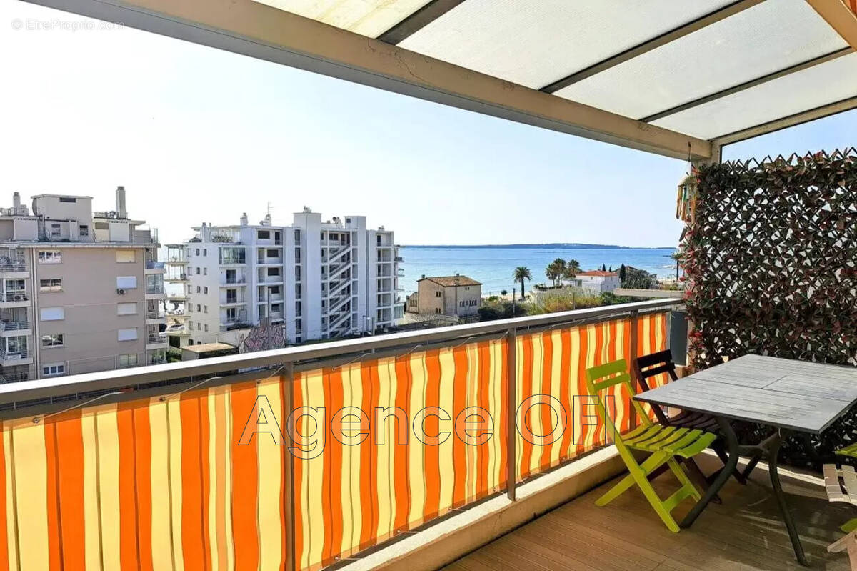 Appartement à VALLAURIS