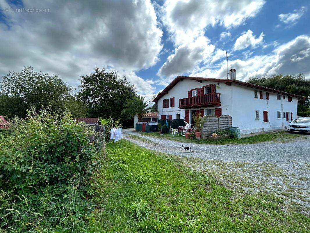 Appartement à SAINT-PEE-SUR-NIVELLE
