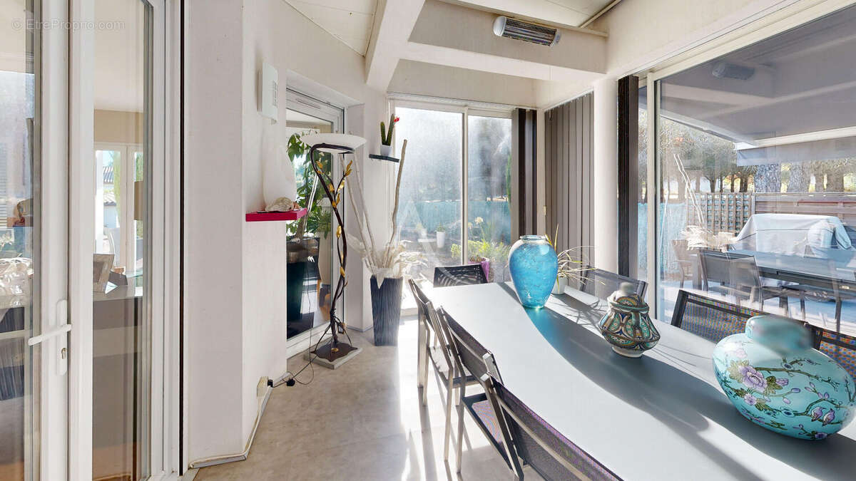 Maison à VILLEMOUSTAUSSOU