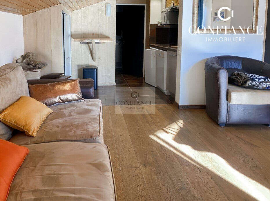 Appartement à SAINT-ETIENNE-DE-TINEE