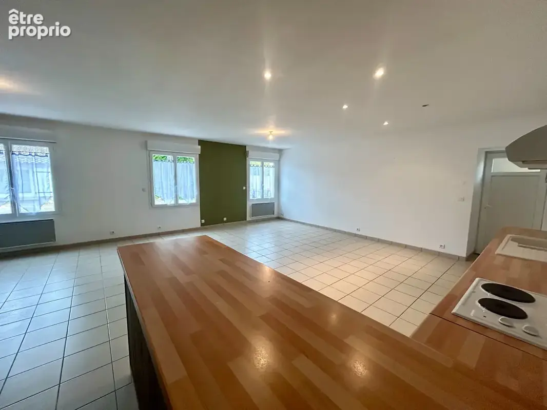 À vendre sur la commune de Saint-Laurent, côté bourg. - photo 2