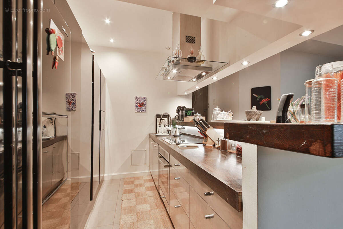 Appartement à SURESNES