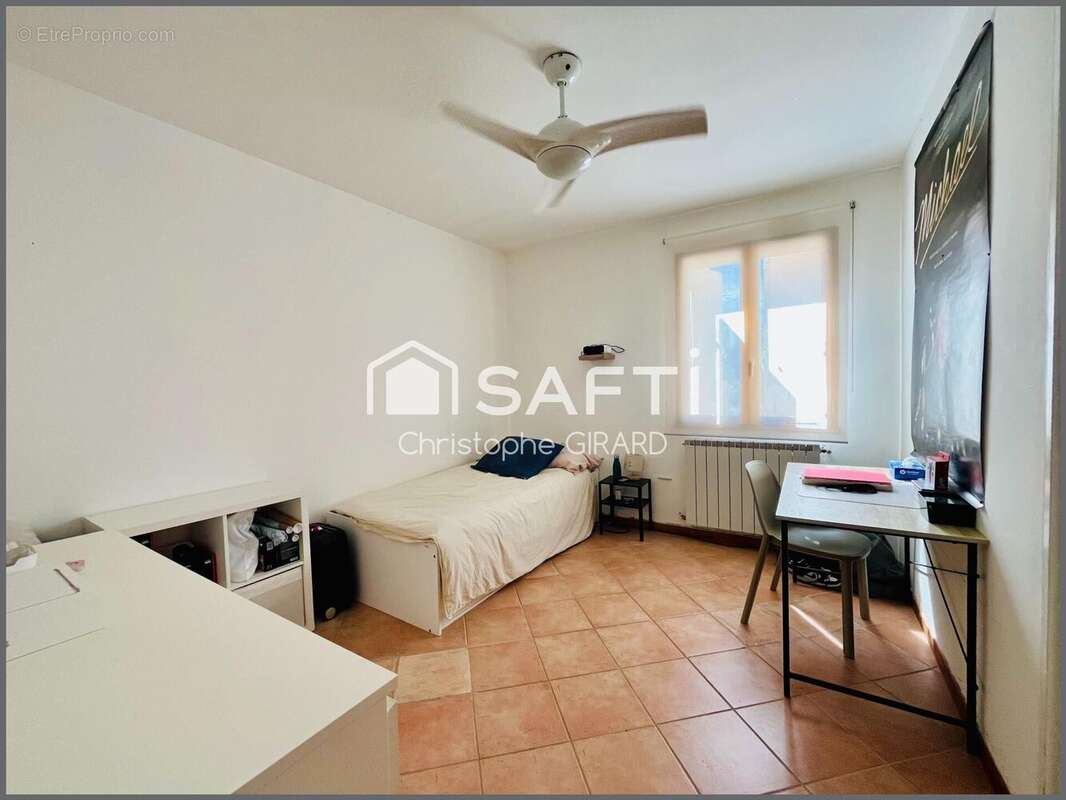 Maison 173 m² à La Tour-D'aigues  - photo 7