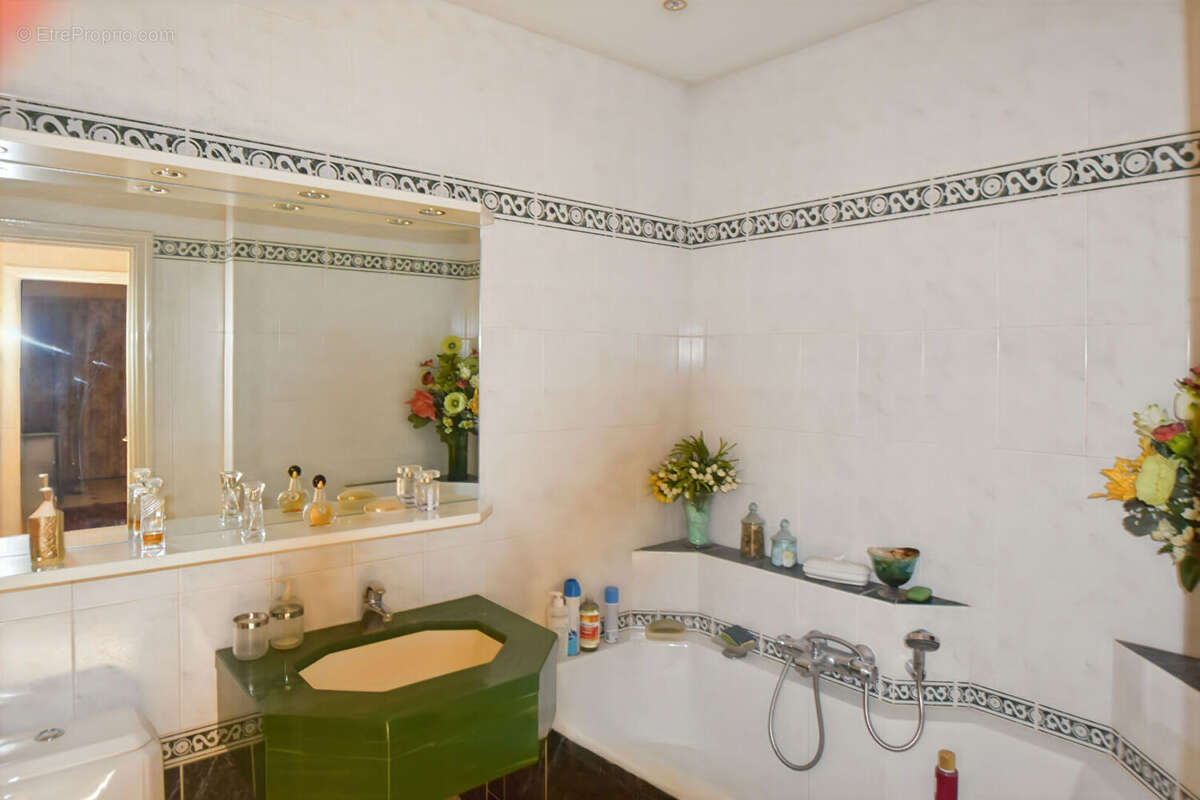 Appartement à BOULOGNE-BILLANCOURT