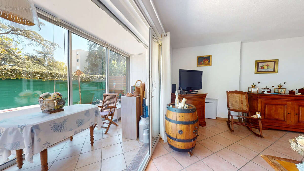 Appartement à FREJUS