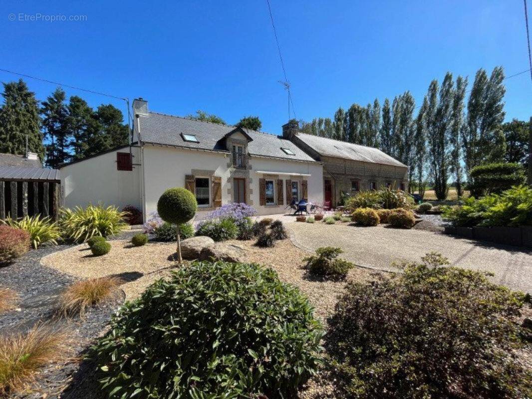 Maison à PLEUCADEUC