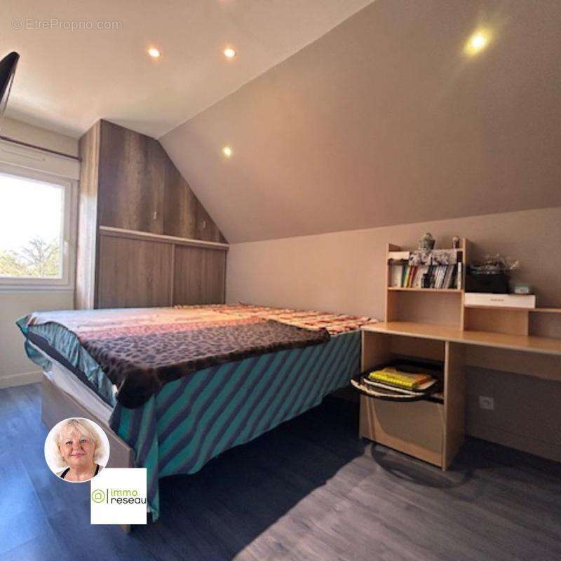 Maison à SAINT-HYMER