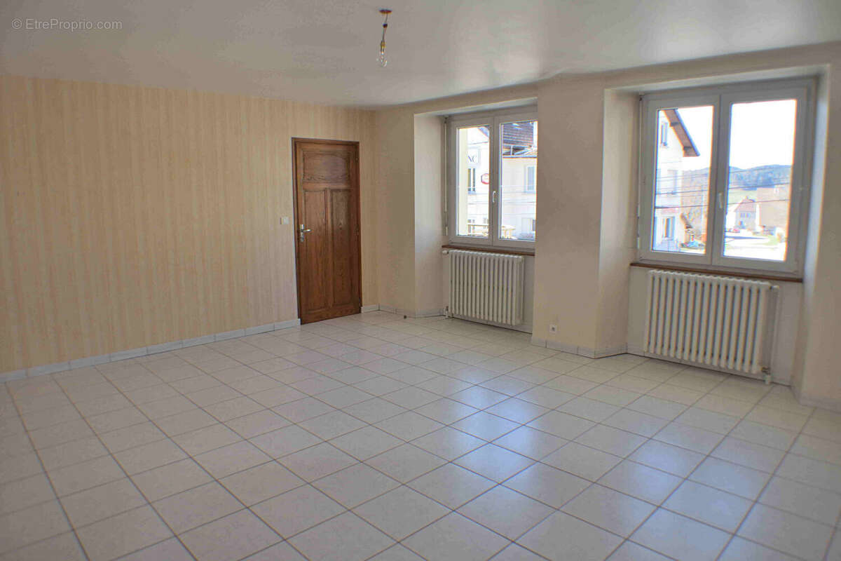 Appartement à MAICHE