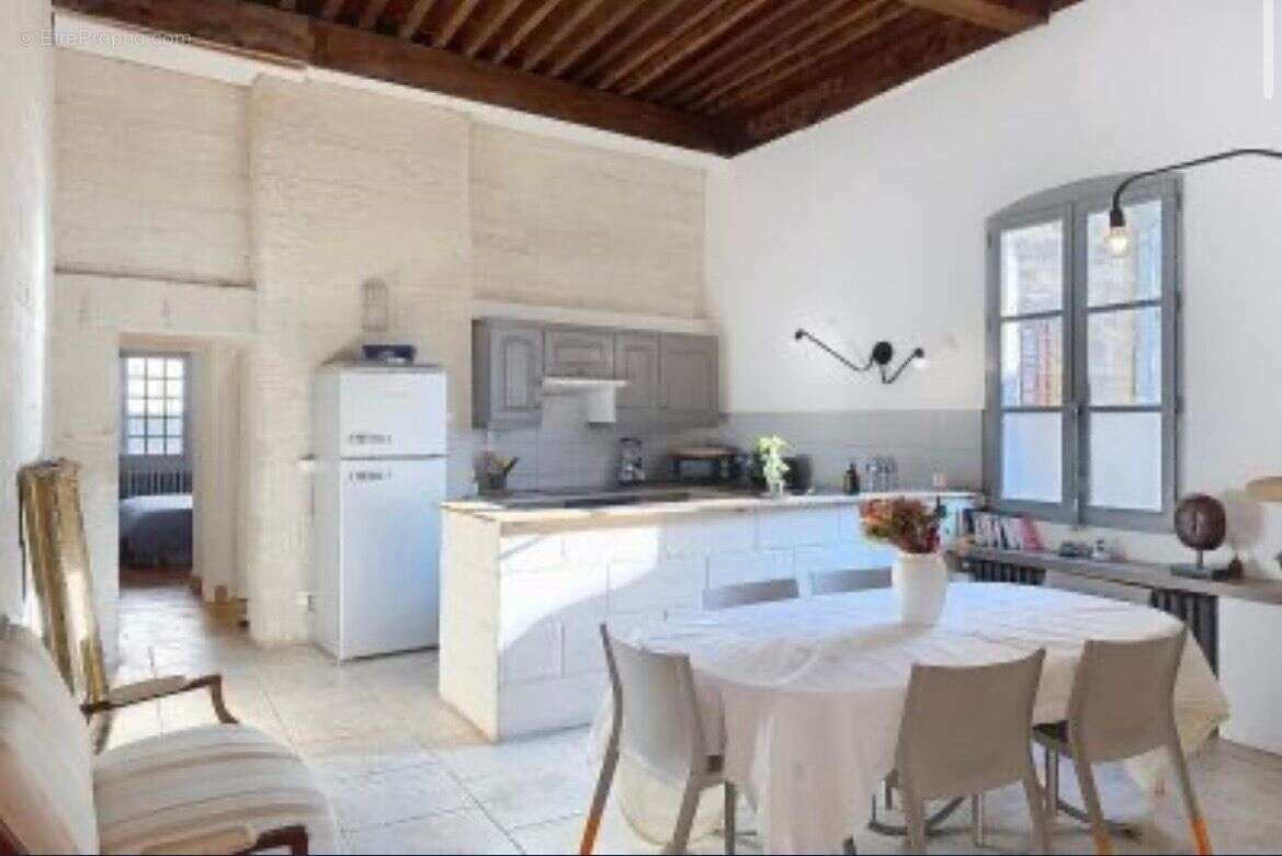Appartement à UZES