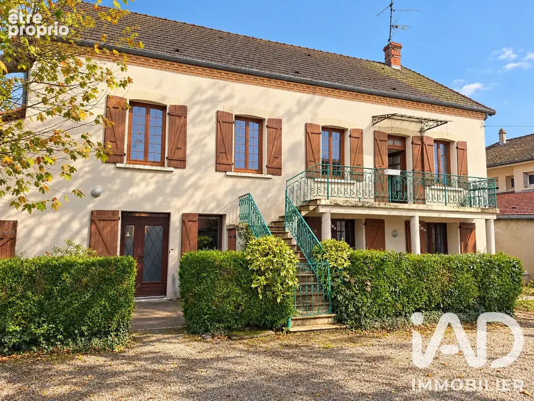 Photo 1 - Maison à OUROUX-SUR-SAONE