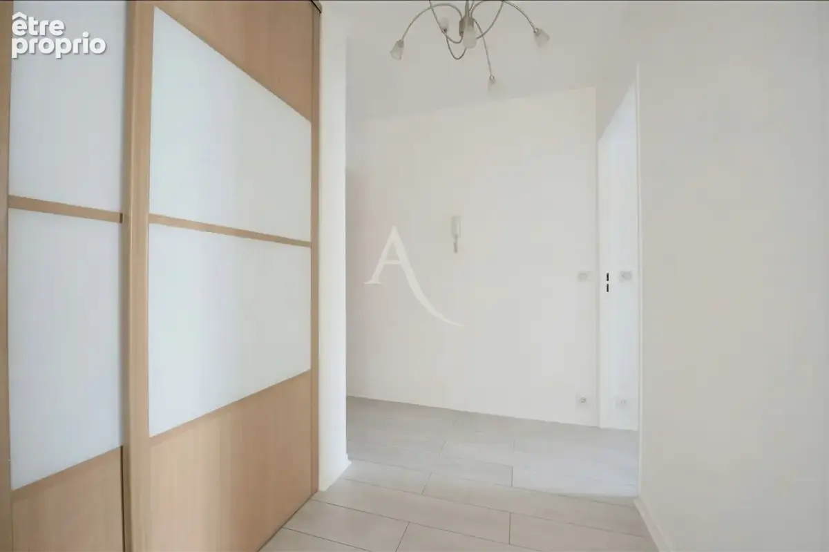 Appartement Nogent Sur Marne 57 m² avec Balcon & Parking - photo 3