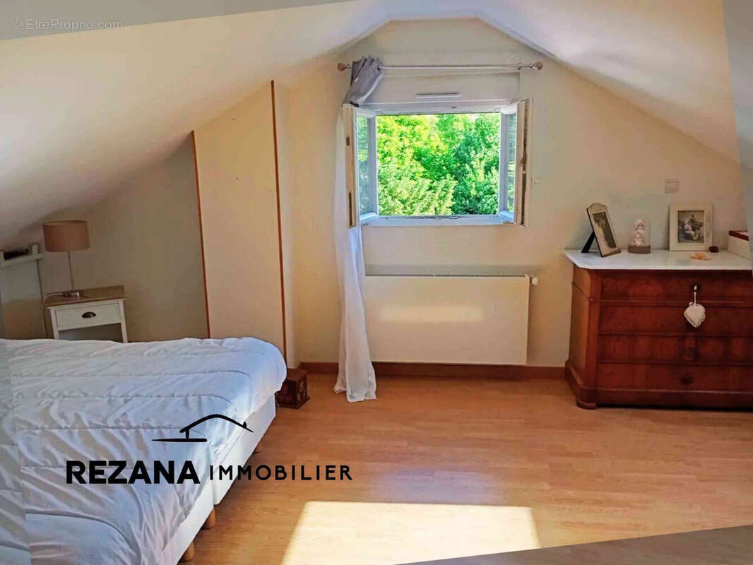 Maison à DAMMARIE-LES-LYS